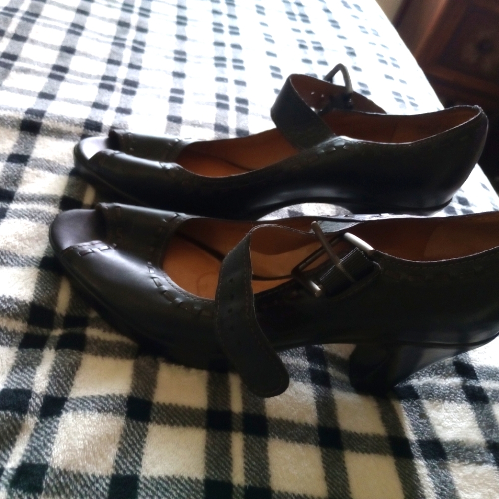 Black, comfortable heels.